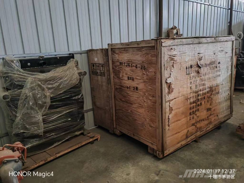 Yuchai YC6MK340-T301 construction machinery motor Engines