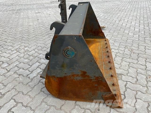 JCB TLT 35 D (1401) 0.65 cbm Schaufel Telescopic handlers