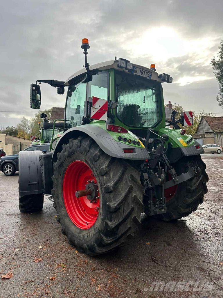 Fendt 516 PROFI PLUS Трактори