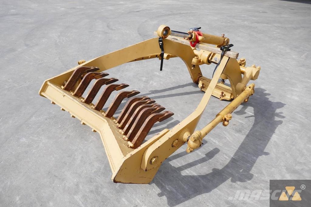 CAT 140H Scarifier Ostale komponente