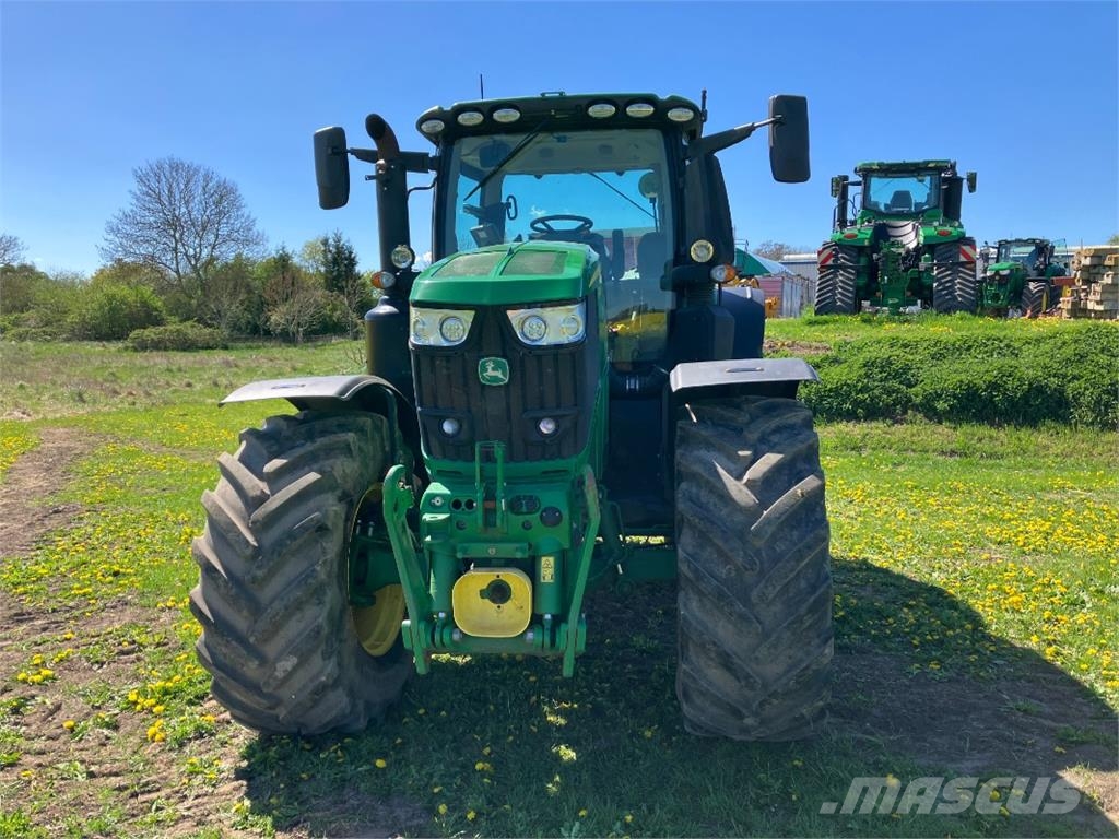 John Deere 6250R Traktori