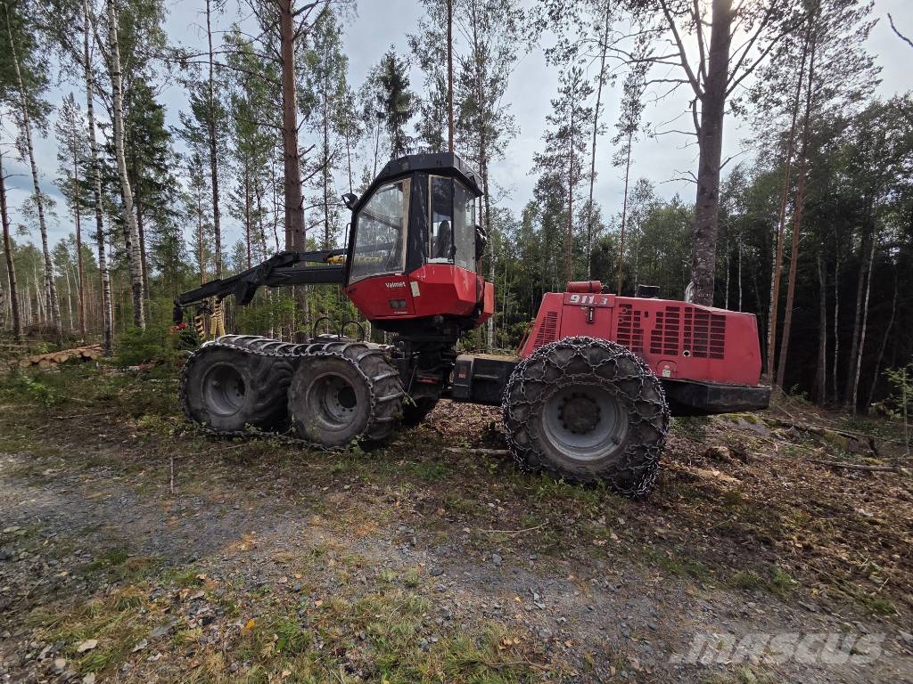 Valmet 911.3 حصادات