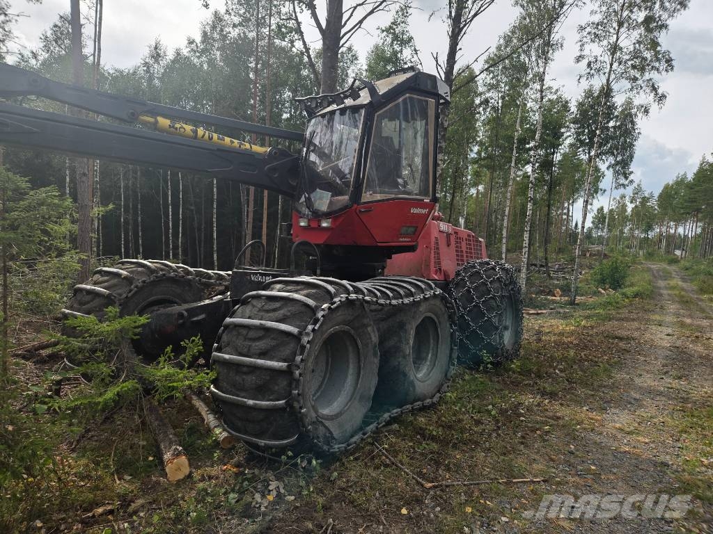 Valmet 911.3 حصادات