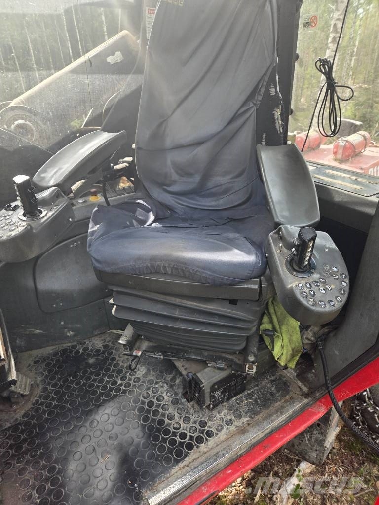 Valmet 911.3 حصادات