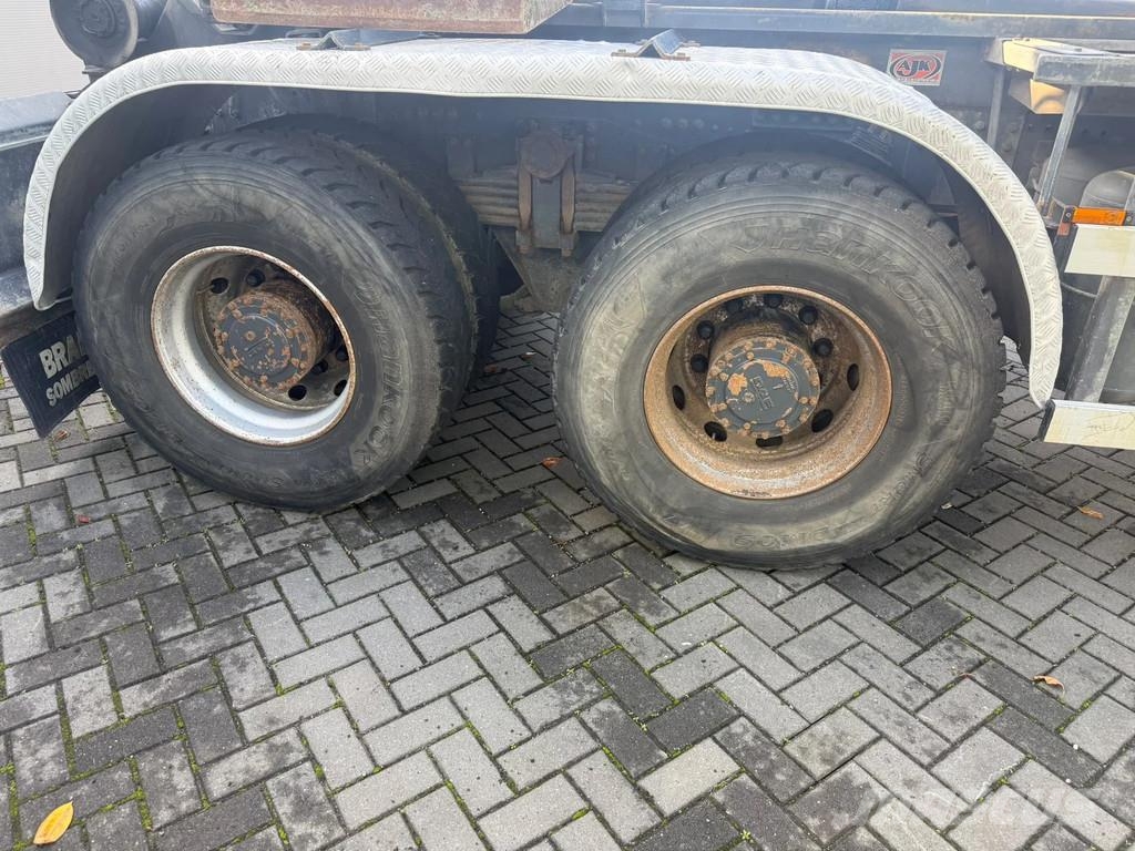 DAF CF 85.410 | HMF 1820 | AJK Hooklift | Crane | 6x4 Krokbil