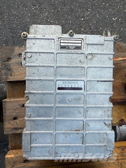 Atlas 1404 USED CAB PARTS Cabine en interieur