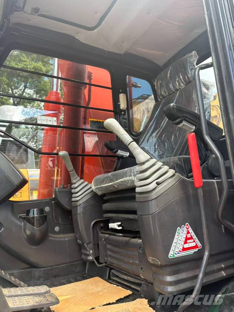 Hitachi ZX 200-6 Εκσκαφείς με ερπύστριες