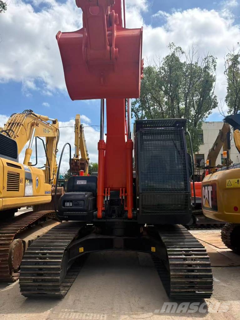 Hitachi ZX 200-6 Εκσκαφείς με ερπύστριες