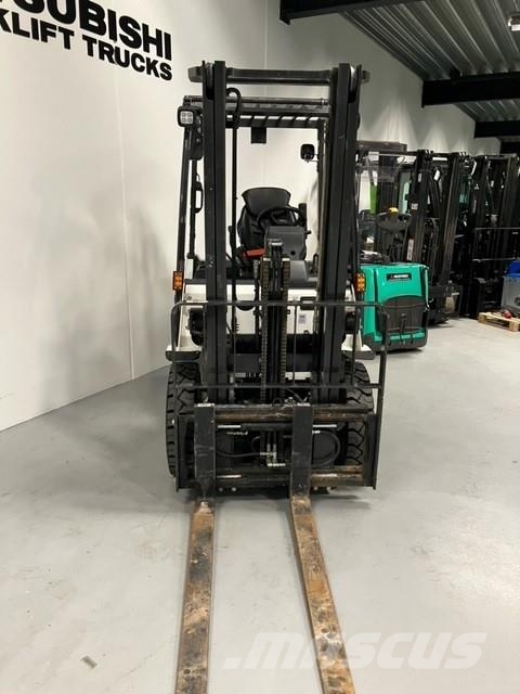 Mitsubishi FD25N3 Diesel forklifts