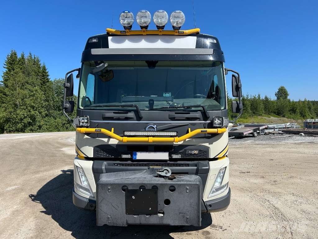 Volvo FMX 540 工程吊钩车