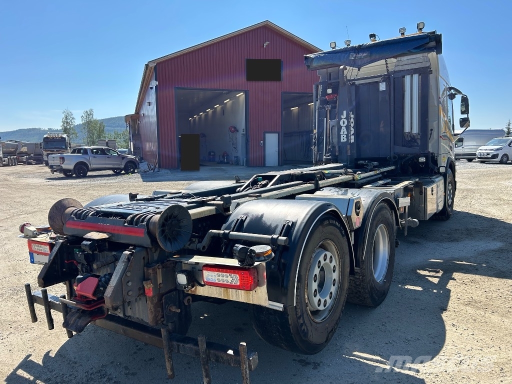 Volvo FMX 540 工程吊钩车