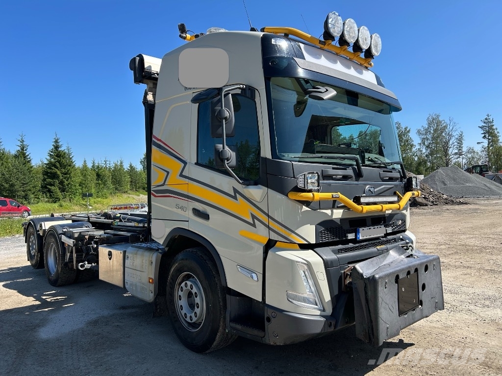 Volvo FMX 540 工程吊钩车