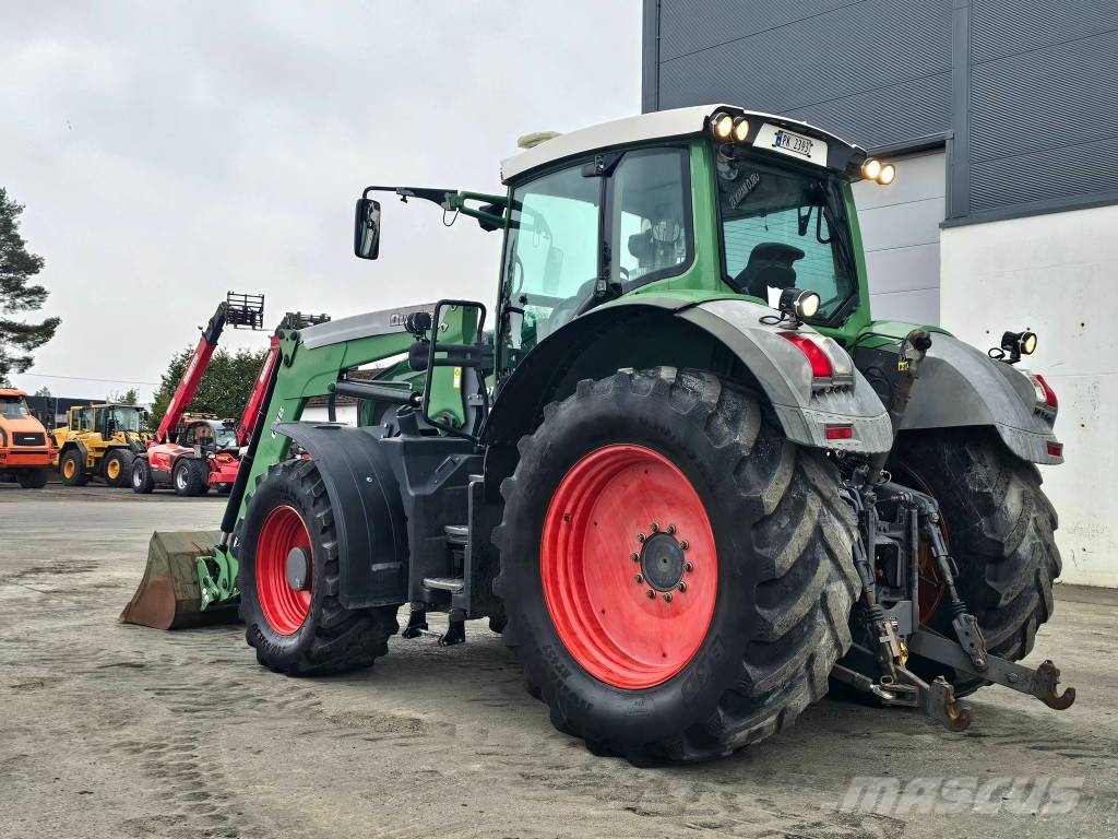 Fendt 824 Vario SCR Tractoren