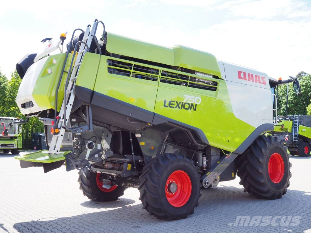 CLAAS Lexion 750 + V770 Kombinované zberacie stroje