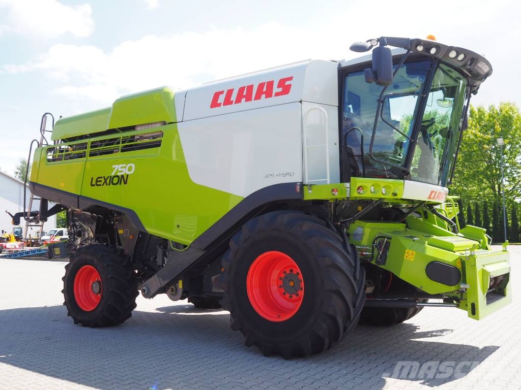 CLAAS Lexion 750 + V770 Kombinované zberacie stroje