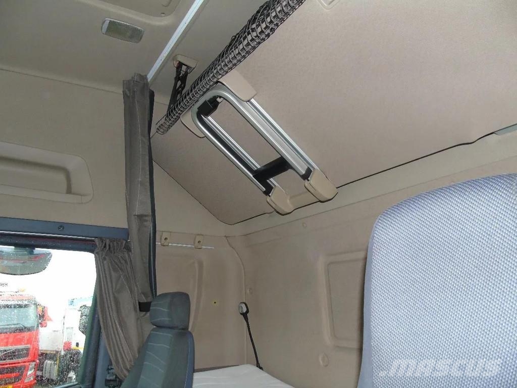 Scania R480 +10X2 + VBG CABLE 30TON Rol kiper kamioni sa kukom za podizanje tereta