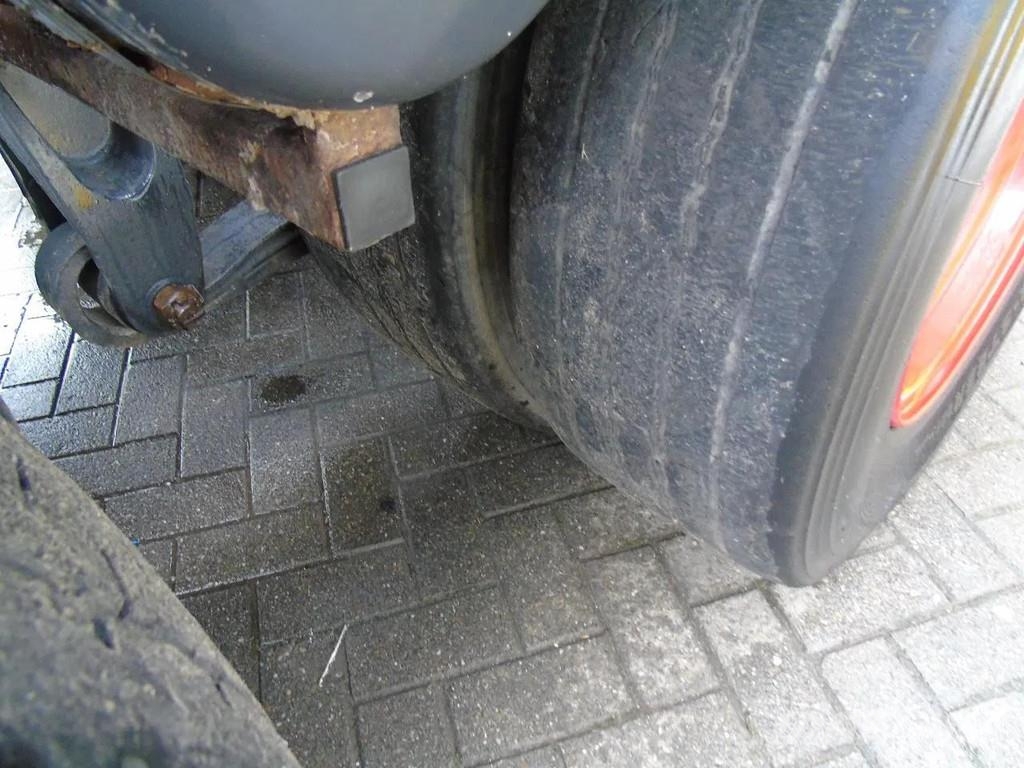 Scania R480 +10X2 + VBG CABLE 30TON Rol kiper kamioni sa kukom za podizanje tereta