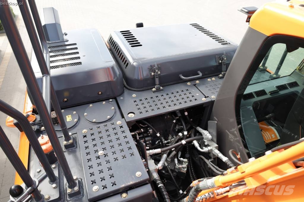 Doosan DX 140 LC-7 Rupsgraafmachines