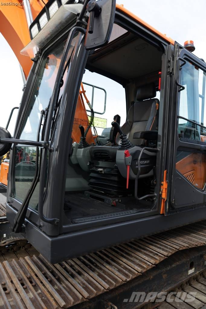 Doosan DX 140 LC-7 Rupsgraafmachines