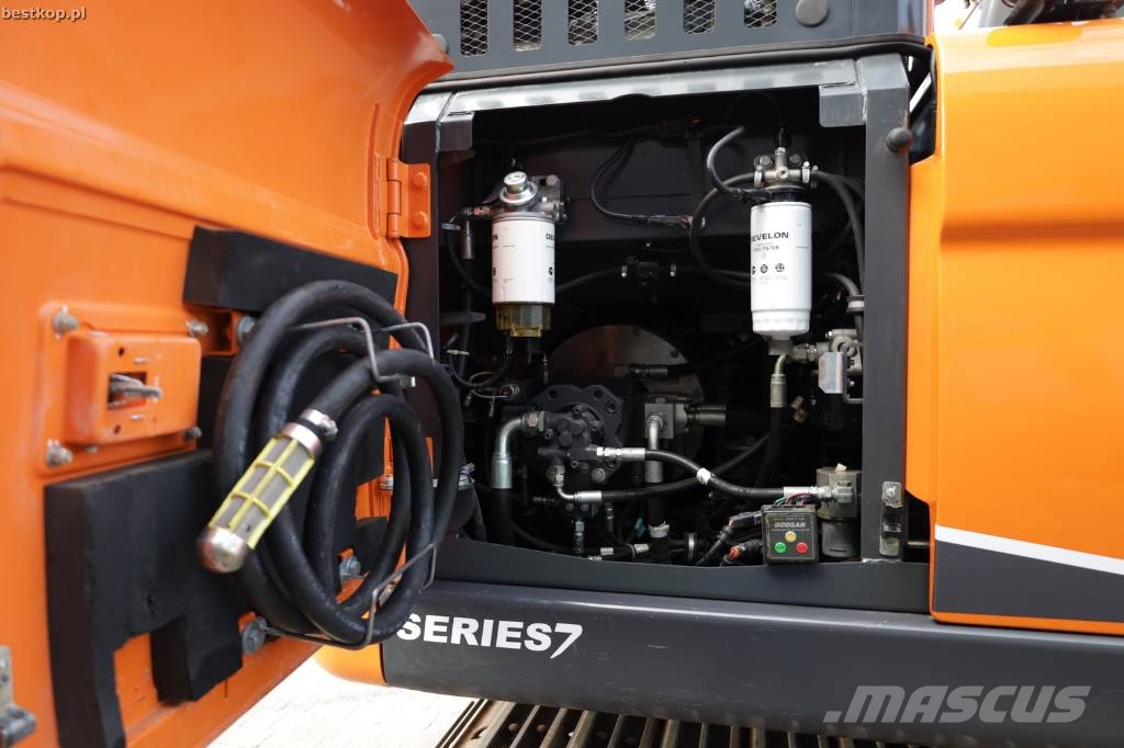 Doosan DX 140 LC-7 Rupsgraafmachines