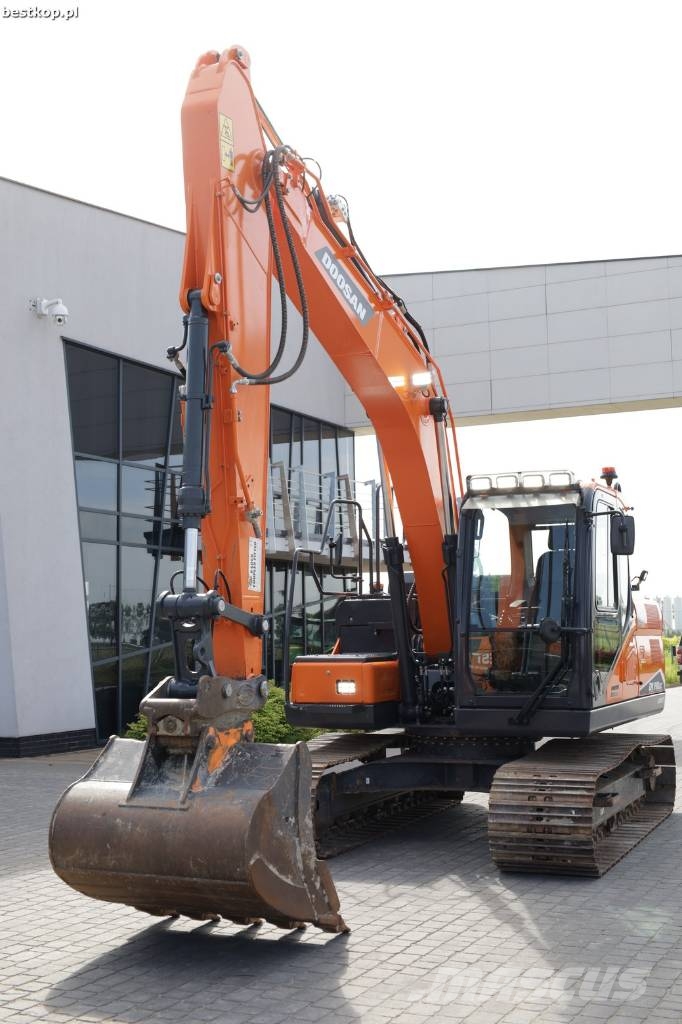 Doosan DX 140 LC-7 Rupsgraafmachines