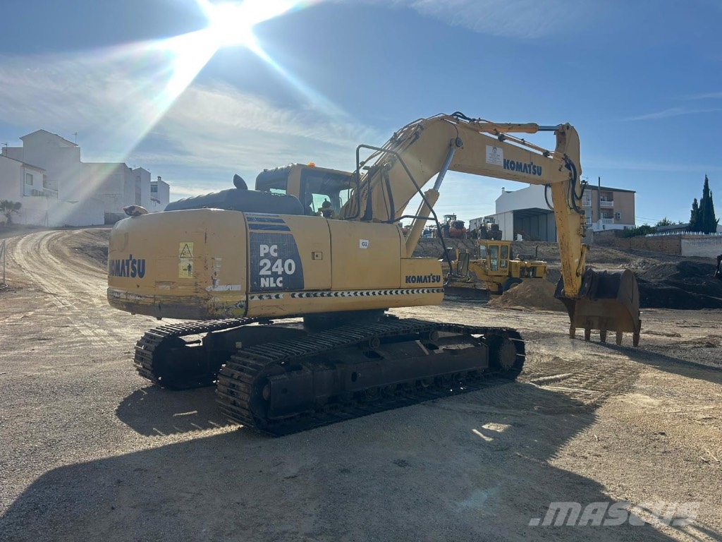 Komatsu PC 240 NLC-8 Crawler excavators