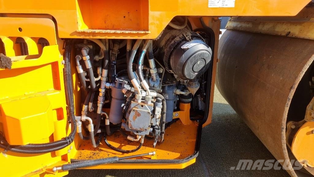 Hamm DV70VV, Vält 双轮压路机