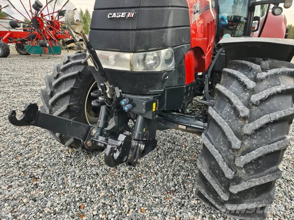 Case IH Puma 220 CVXDrive Traktoren