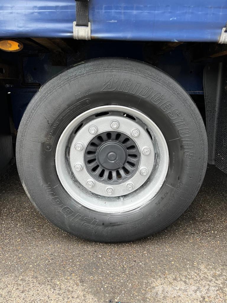 Kögel SN 24-1 *MEGA, *Tautliner, *Liftachse, *Hubdach Curtainsiderauflieger