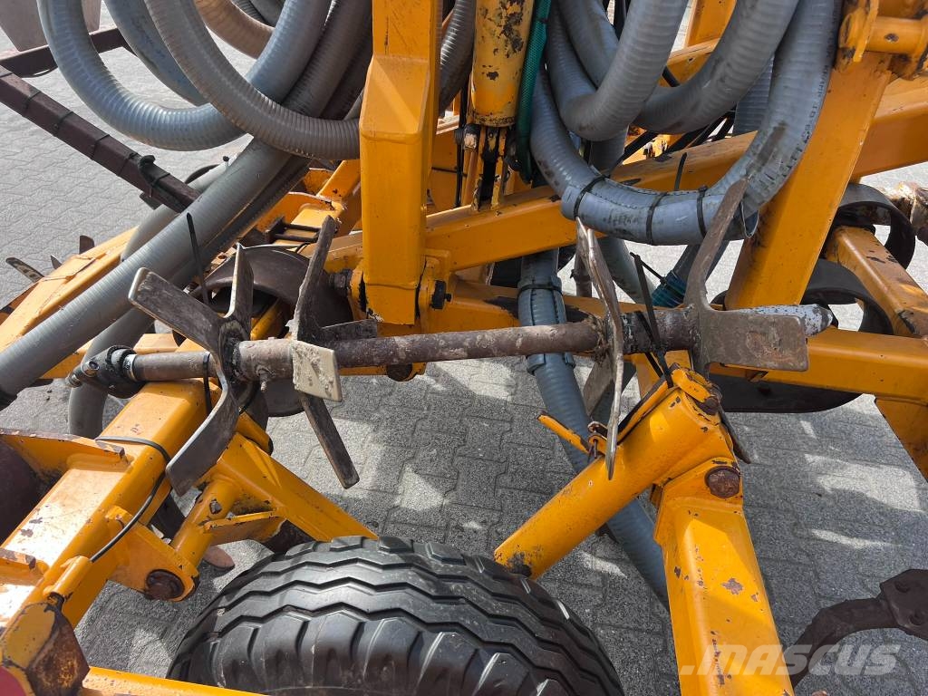 Veenhuis Terraject 588 Weitere Düngemaschinen