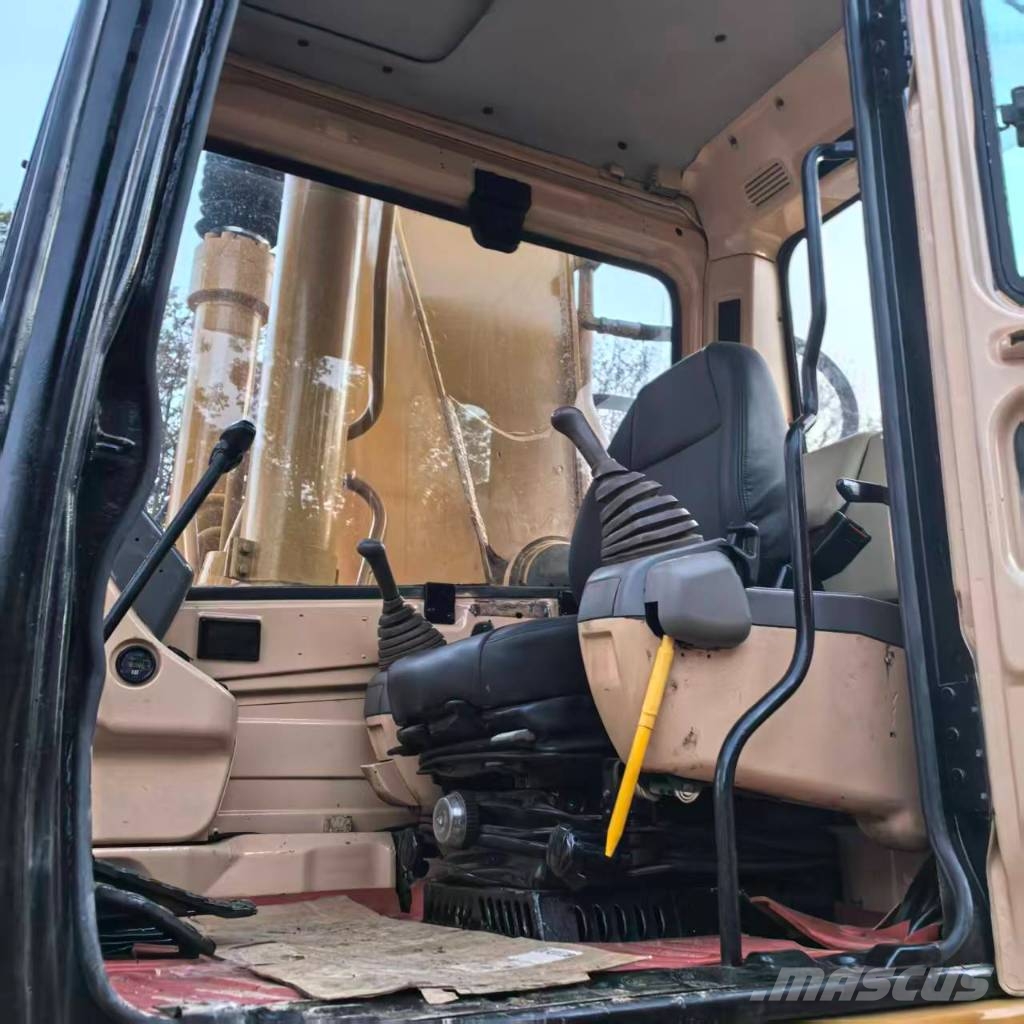 CAT 330B 履带挖掘机