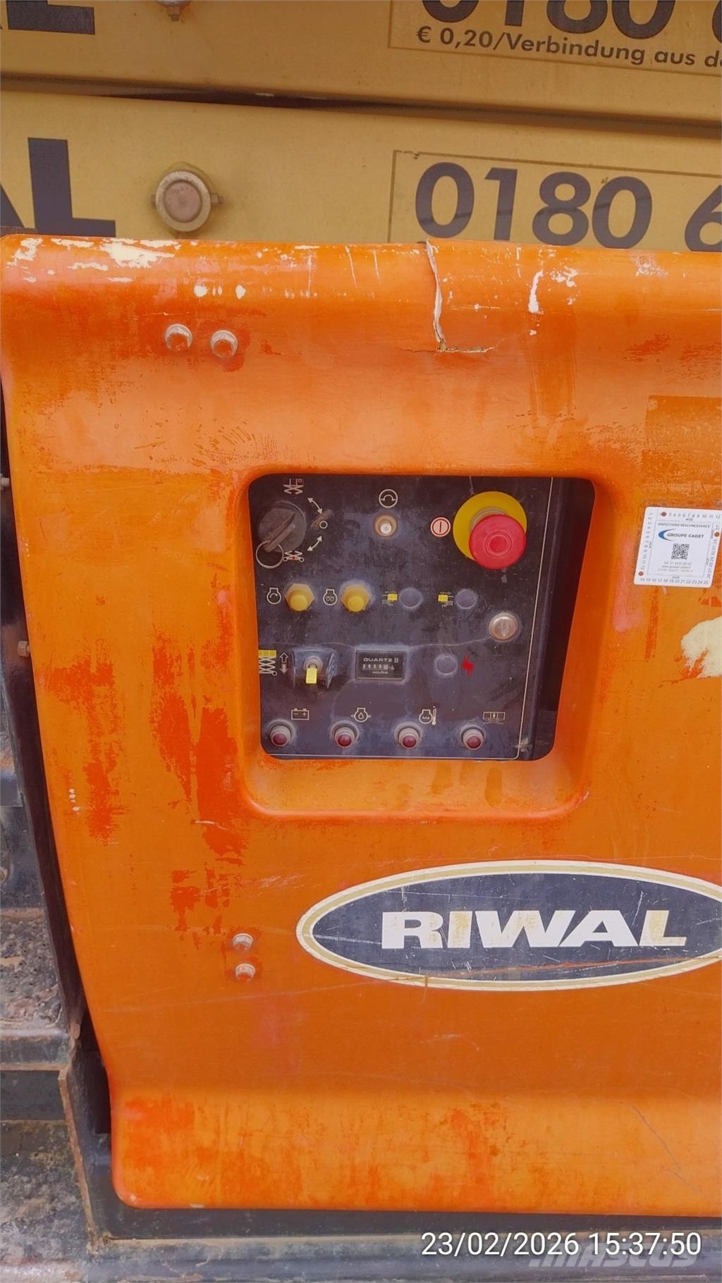 JLG 4394RT 剪叉式升降机