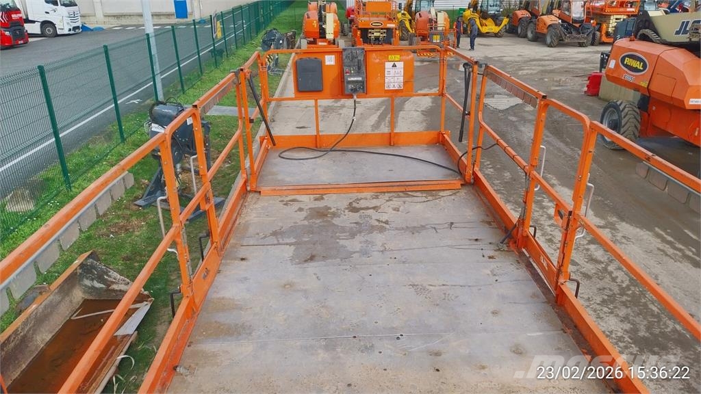 JLG 4394RT 剪叉式升降机
