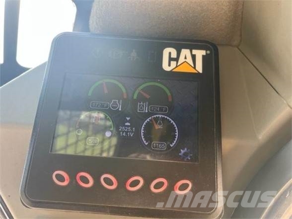 CAT 259D لوادر انزلاقية التوجيه