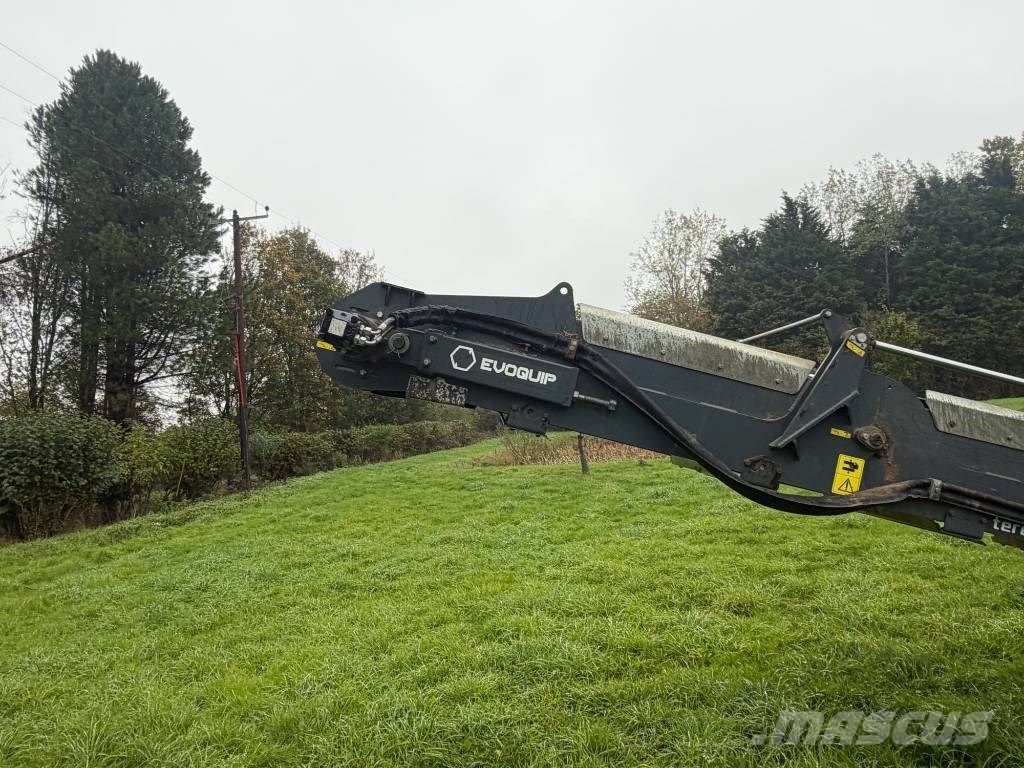 Terex Bison 120 Iseliikuvad purustid