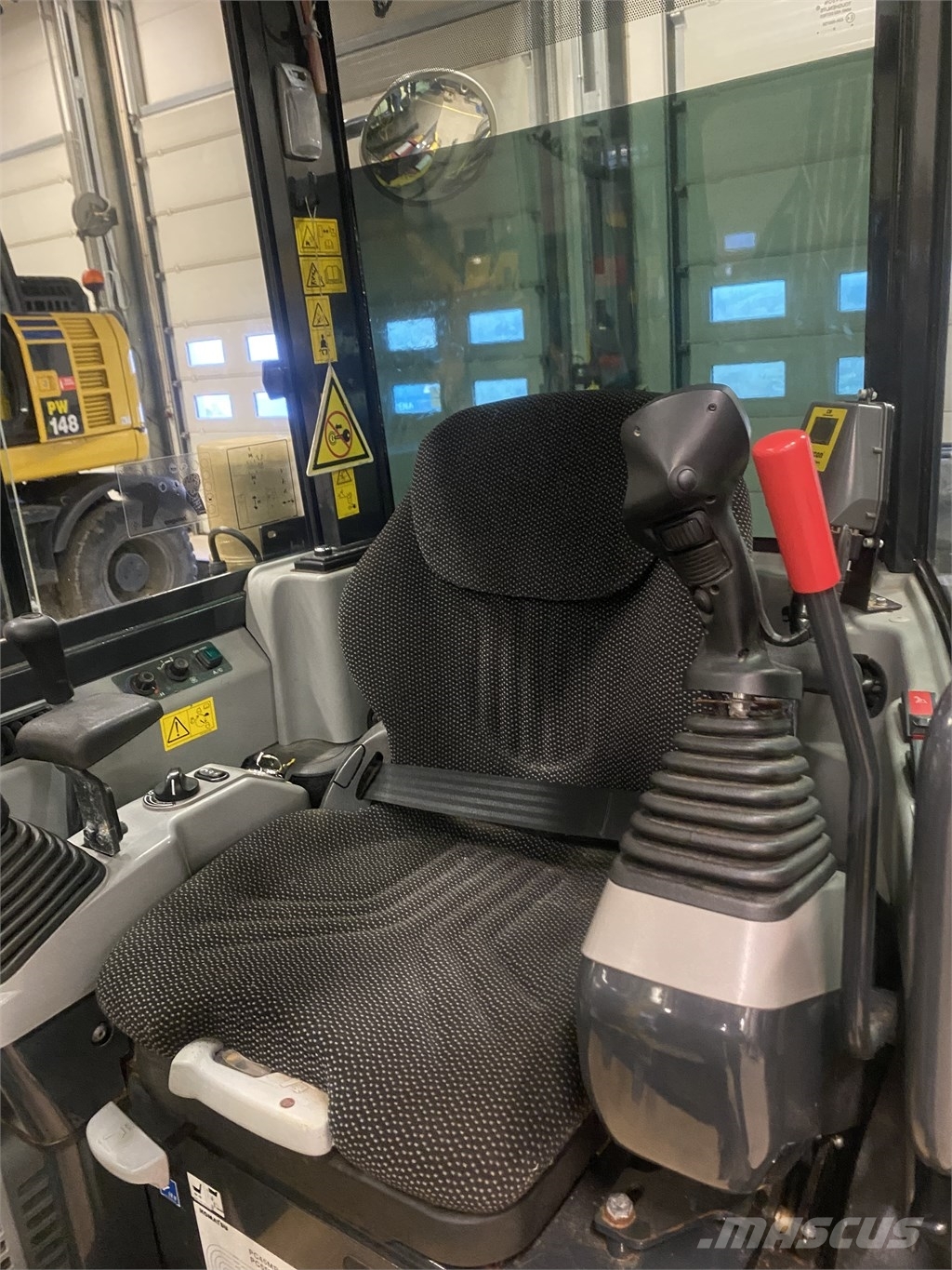 Komatsu PC55MR-5 Εκσκαφάκι (διαβολάκι) < 7t