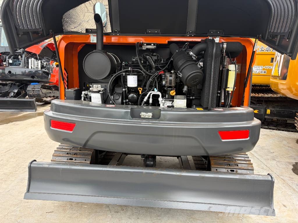 Develon DX 60 D Мини екскаватори < 7 т