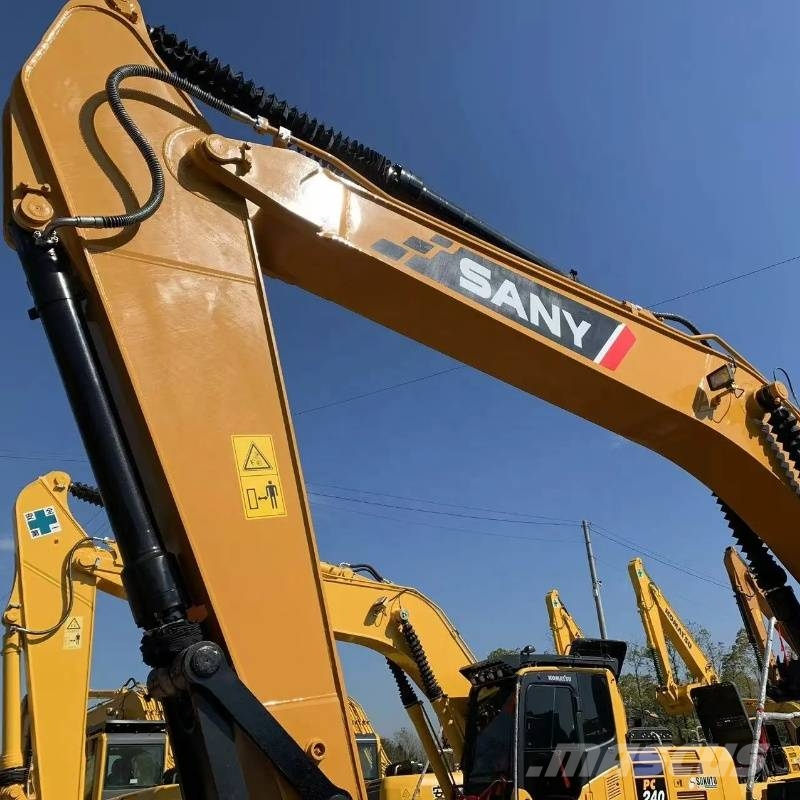 Sany 215 Midi-gravemaskiner 7t - 12t