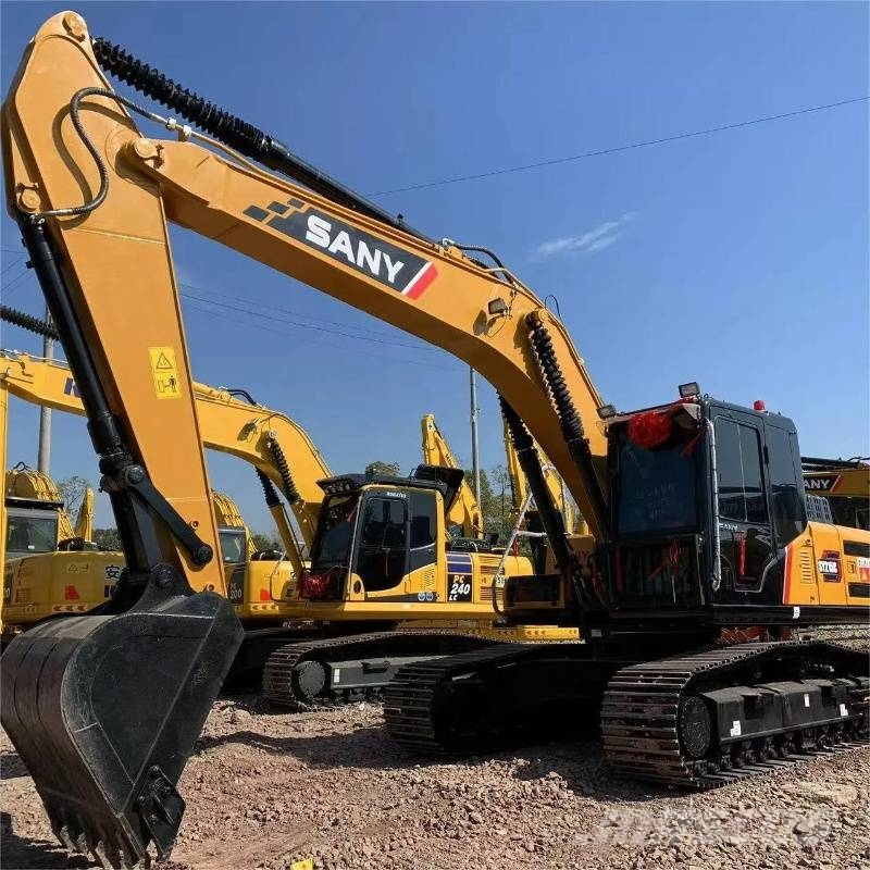 Sany 215 Midi-gravemaskiner 7t - 12t