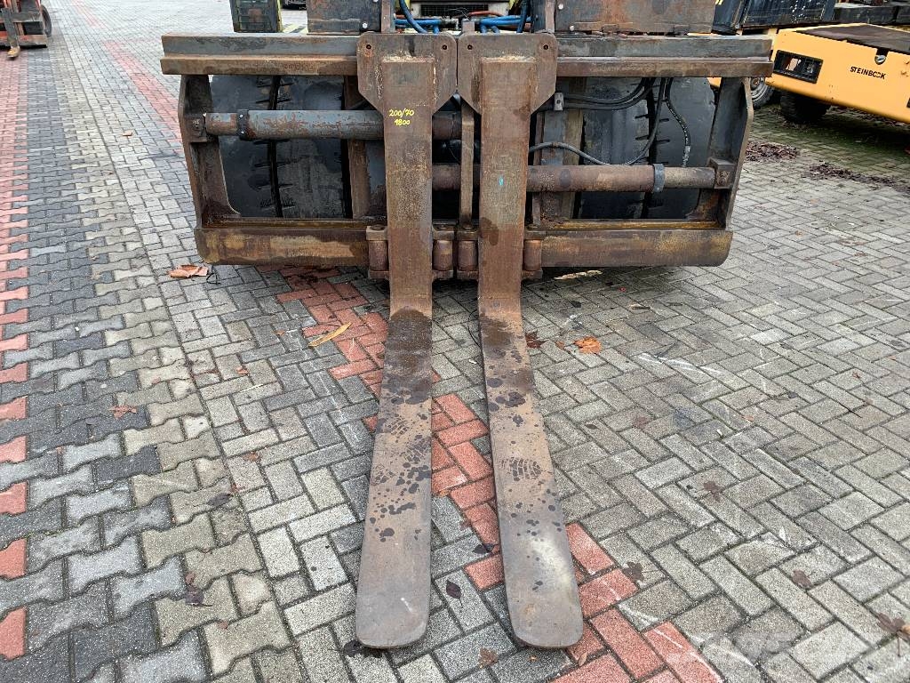 Kalmar DCE120-6 V-3519 IO Diesel heftrucks