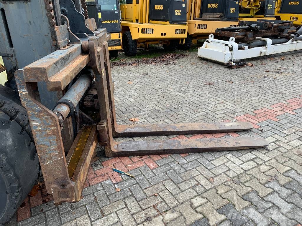 Kalmar DCE120-6 V-3519 IO Diesel heftrucks