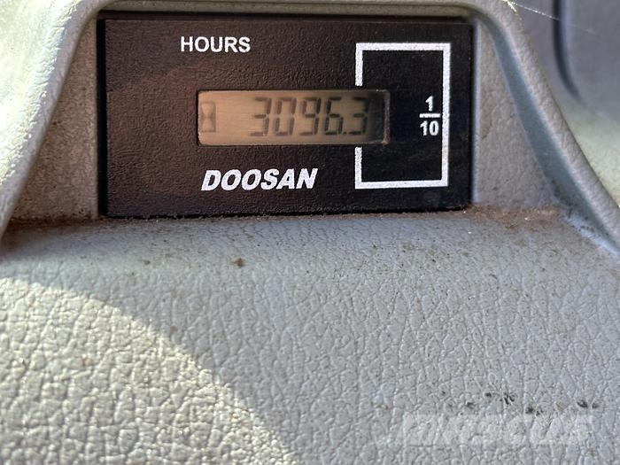 Doosan DX340LC-5 حفارات زحافة