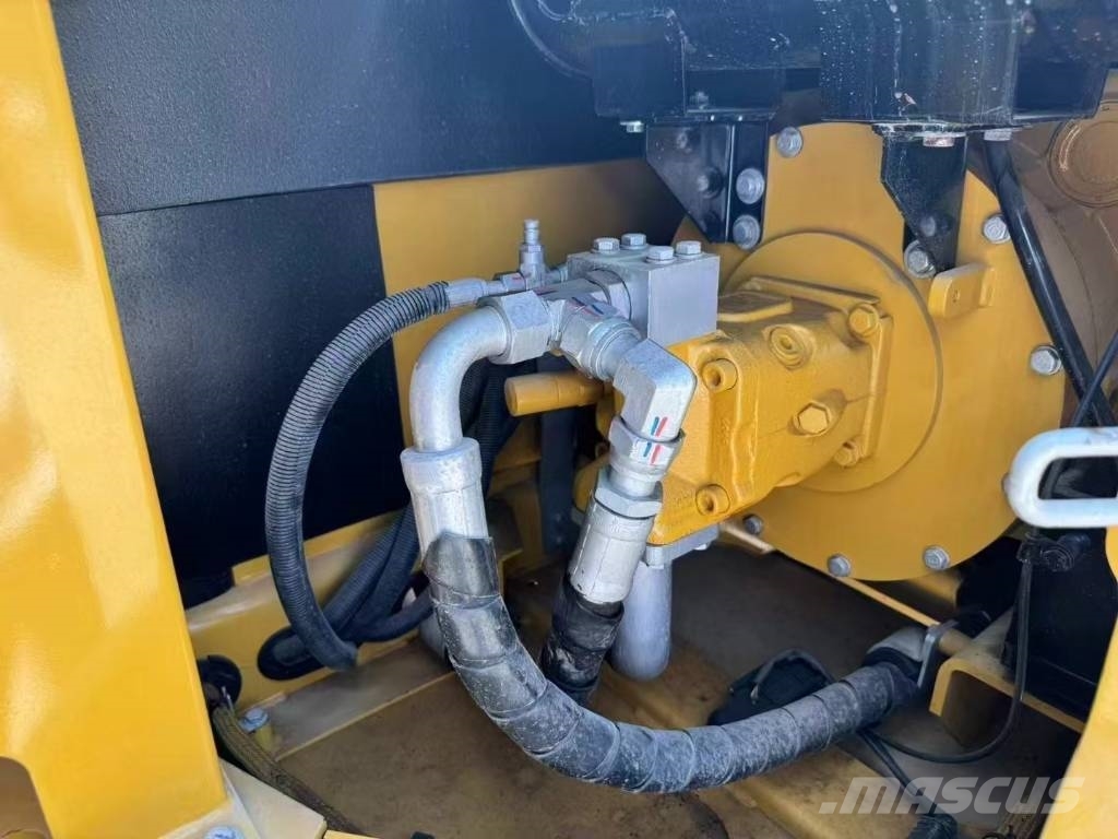 CAT 307E2 Escavadeiras de esteiras