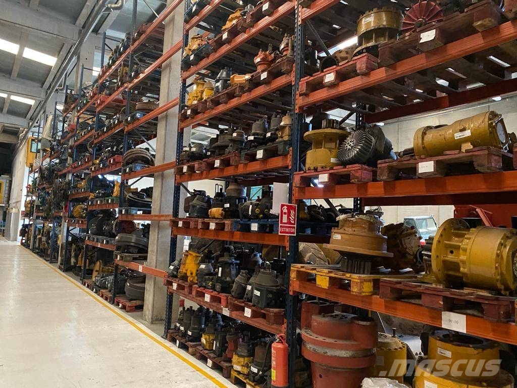 Komatsu PC 240 NLC-7K Swing hydraulic motor 유압식 기계
