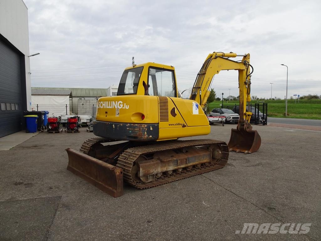 Komatsu PC110R 대형 굴삭기 29톤 이상