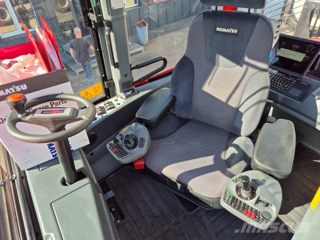 Komatsu 855 集运机