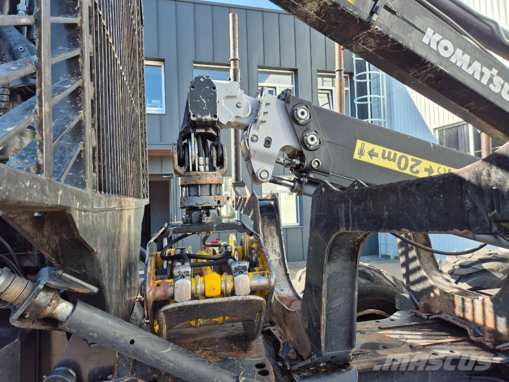Komatsu 855 集运机