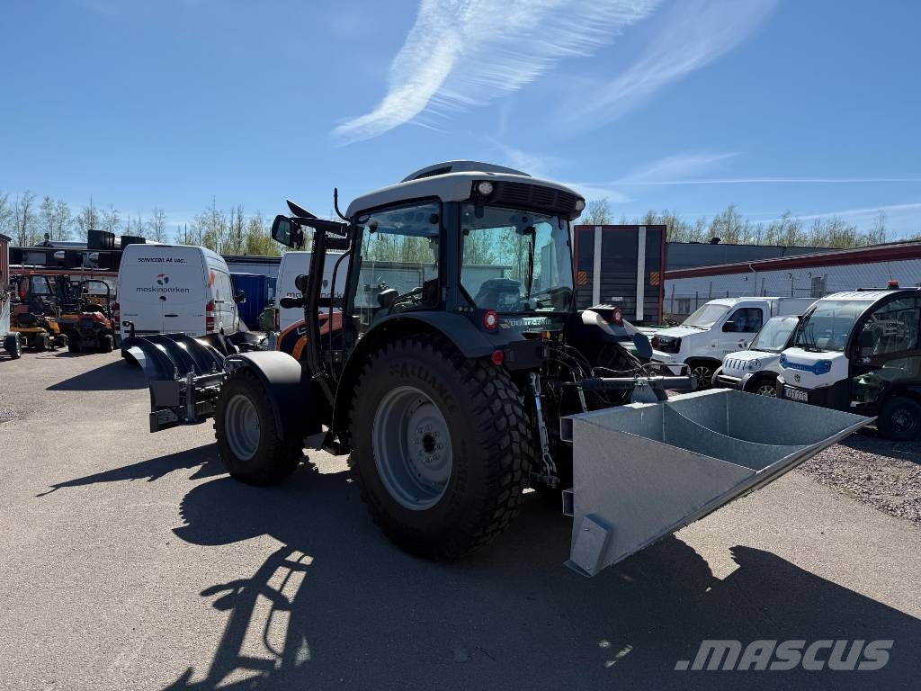 Deutz-Fahr 5075 D Tractors