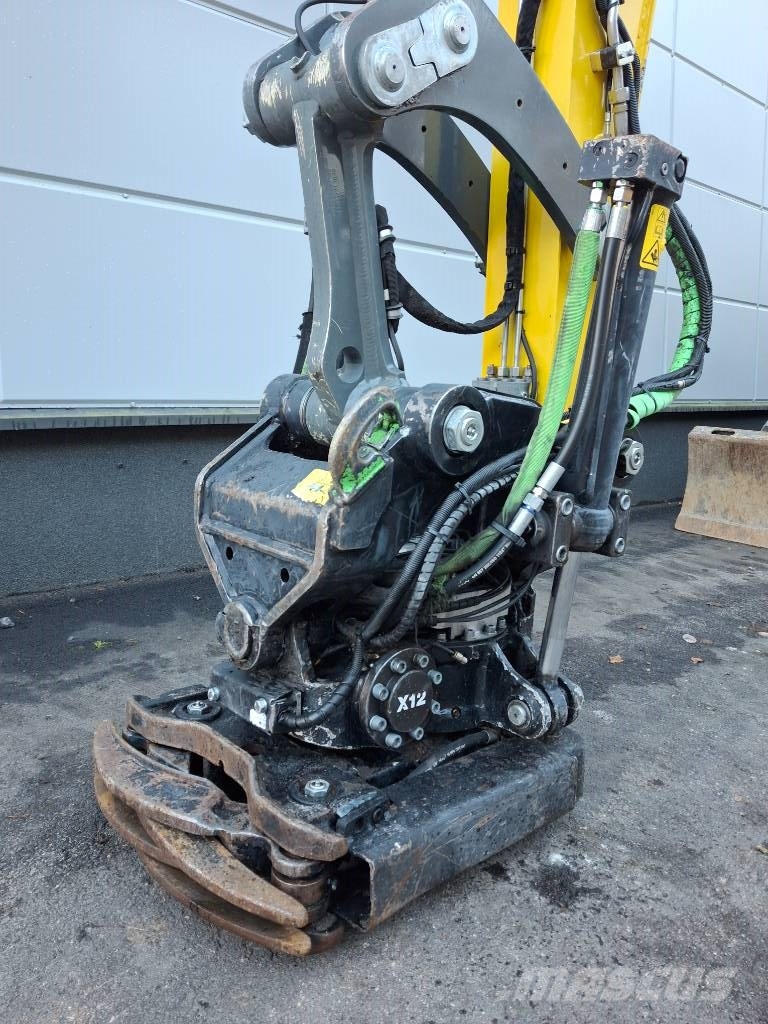Wacker Neuson ET 90 **NOVATRON 3D** Midikaivukoneet 7t - 12t