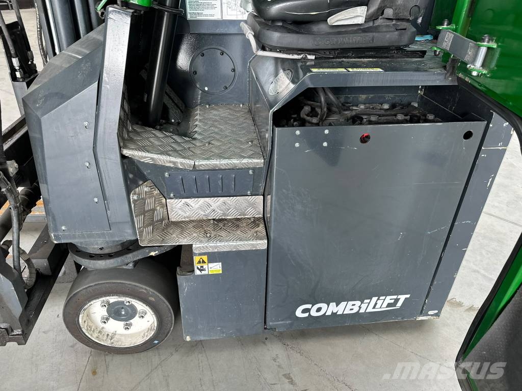 Combilift CBE2500 Četru virzienu krāvēji